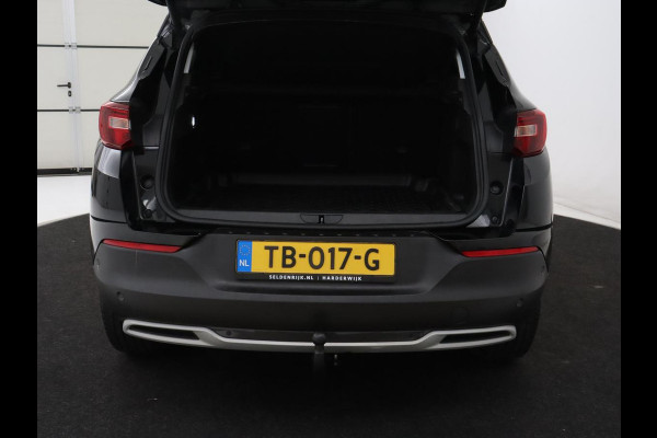 Opel Grandland X 1.2 Turbo Innovation | Stoelventilatie | Leder | Trekhaak | Camera | Carplay | Side Assist | Stoelverwarming | Full LED | Keyless | Climate control | Navigatie | Cruise control