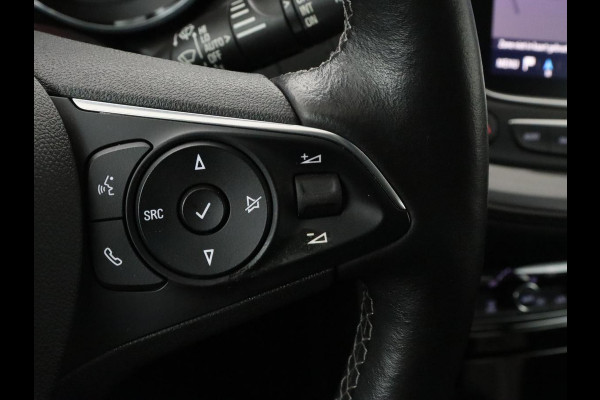 Opel Grandland X 1.2 Turbo Innovation | Stoelventilatie | Leder | Trekhaak | Camera | Carplay | Side Assist | Stoelverwarming | Full LED | Keyless | Climate control | Navigatie | Cruise control