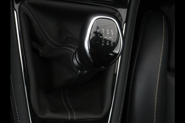Opel Grandland X 1.2 Turbo Innovation | Stoelventilatie | Leder | Trekhaak | Camera | Carplay | Side Assist | Stoelverwarming | Full LED | Keyless | Climate control | Navigatie | Cruise control