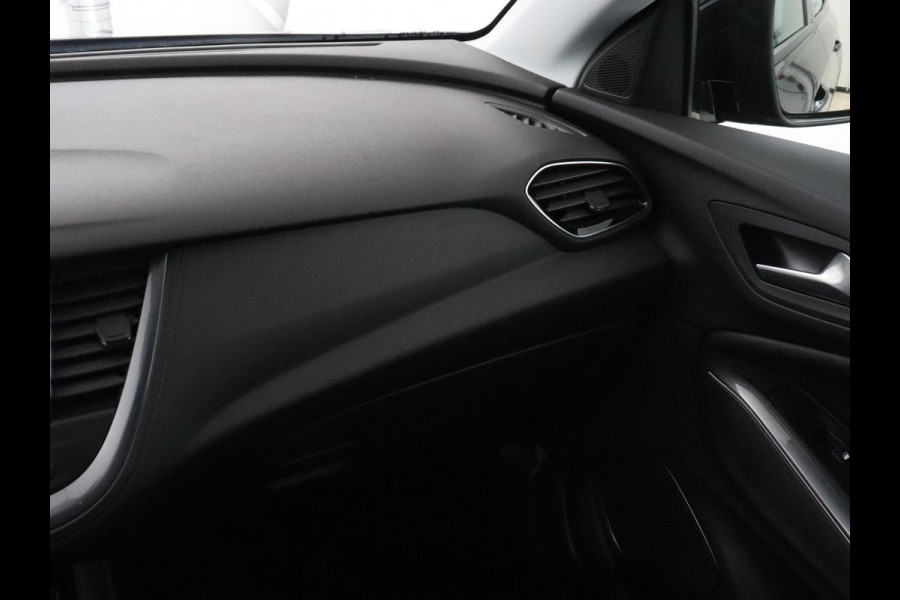 Opel Grandland X 1.2 Turbo Innovation | Stoelventilatie | Leder | Trekhaak | Camera | Carplay | Side Assist | Stoelverwarming | Full LED | Keyless | Climate control | Navigatie | Cruise control