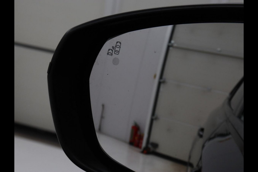 Opel Grandland X 1.2 Turbo Innovation | Stoelventilatie | Leder | Trekhaak | Camera | Carplay | Side Assist | Stoelverwarming | Full LED | Keyless | Climate control | Navigatie | Cruise control