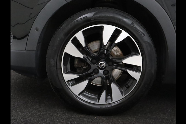 Opel Grandland X 1.2 Turbo Innovation | Stoelventilatie | Leder | Trekhaak | Camera | Carplay | Side Assist | Stoelverwarming | Full LED | Keyless | Climate control | Navigatie | Cruise control