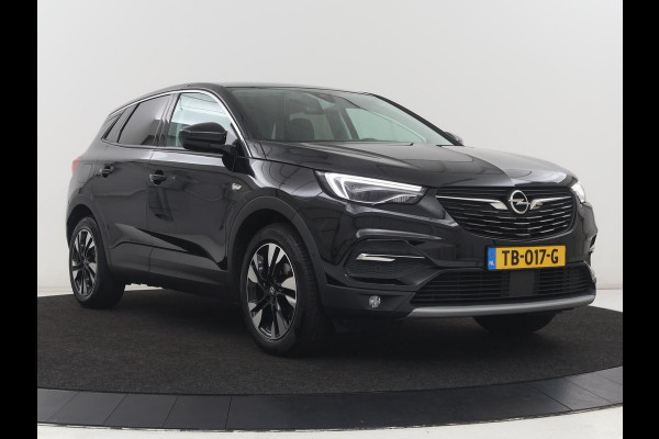Opel Grandland X 1.2 Turbo Innovation | Stoelventilatie | Leder | Trekhaak | Camera | Carplay | Side Assist | Stoelverwarming | Full LED | Keyless | Climate control | Navigatie | Cruise control