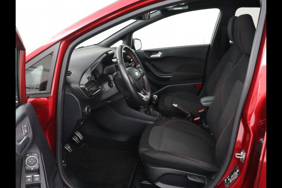 Ford Fiesta 1.0 EcoBoost ST-Line | 1e eigenaar | Panoramadak | Carplay | Climate control | Parkeerhulp | Cruise control | DAB | Bluetooth | Keyless start