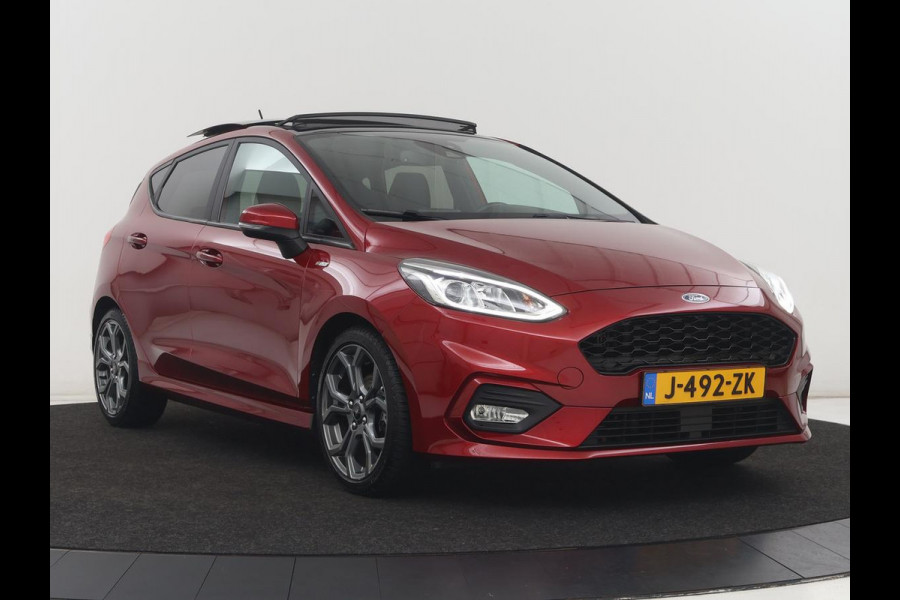 Ford Fiesta 1.0 EcoBoost ST-Line | 1e eigenaar | Panoramadak | Carplay | Climate control | Parkeerhulp | Cruise control | DAB | Bluetooth | Keyless start