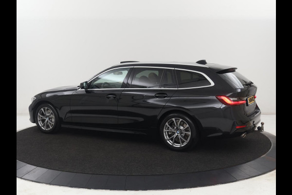 BMW 3-serie 330i High Executive | Panoramadak | Sport Line | Leder | Stoelverwarming | Trekhaak | Carplay | Live Cockpit | Camera | Navigatie | Sfeerverlichting | Park Assist | Sportstoelen | Climate control