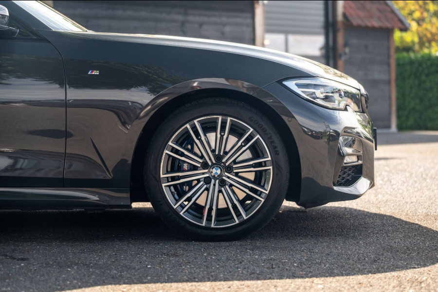 BMW 3-serie 330i High Executive Edition I Dravit Grau I M Pakket I 360 I Nap I Panoramadak