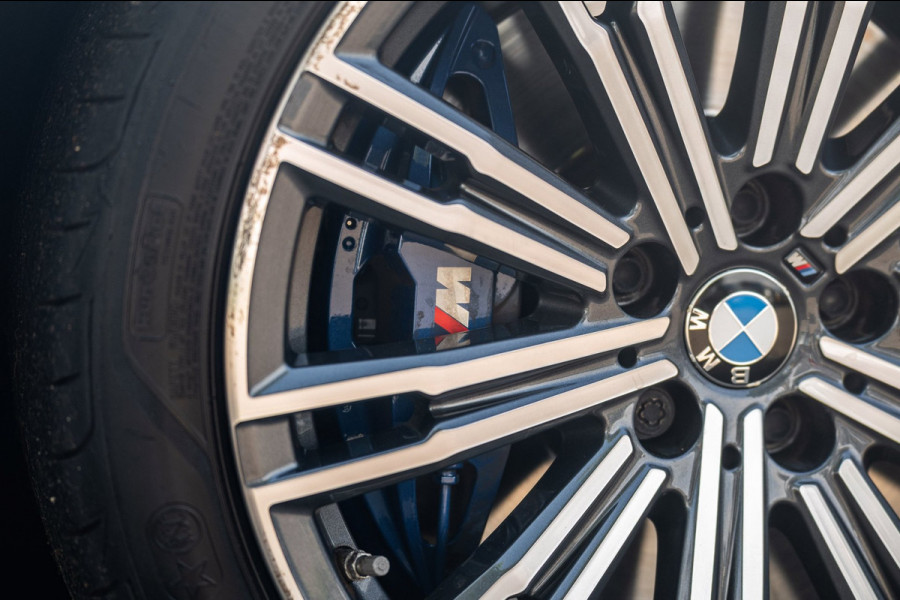 BMW 3-serie 330i High Executive Edition I Dravit Grau I M Pakket I 360 I Nap I Panoramadak