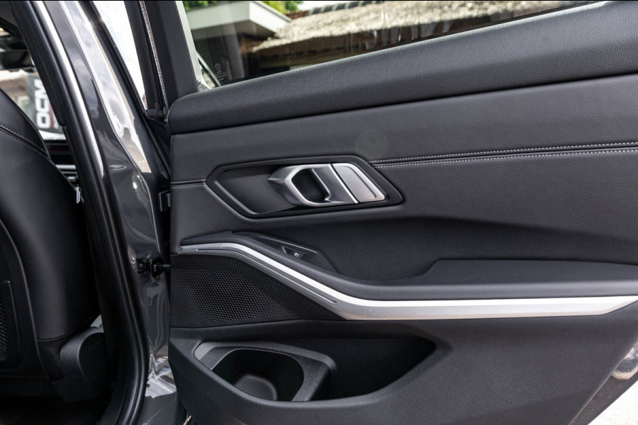 BMW 3-serie 330i High Executive Edition I Dravit Grau I M Pakket I 360 I Nap I Panoramadak