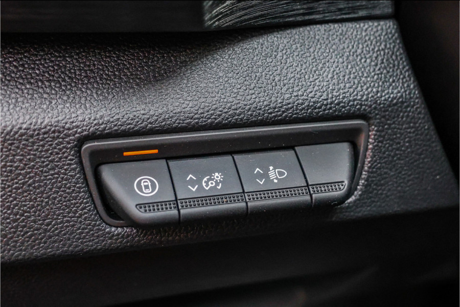 Renault Trafic 2.0 170 PK L2H1 DC | Dubbel Cabine | Navigatie | Blind Spot | Camera | CarPlay | Trekhaak | Stoelverwarming | Virtual Cockpit | 5-Zitter | Dubbel cabine | NAP Logisch | NL Auto
