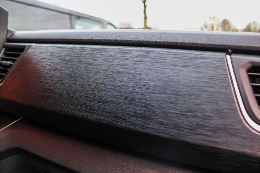 Renault Trafic 2.0 170 PK L2H1 DC | Dubbel Cabine | Navigatie | Blind Spot | Camera | CarPlay | Trekhaak | Stoelverwarming | Virtual Cockpit | 5-Zitter | Dubbel cabine | NAP Logisch | NL Auto