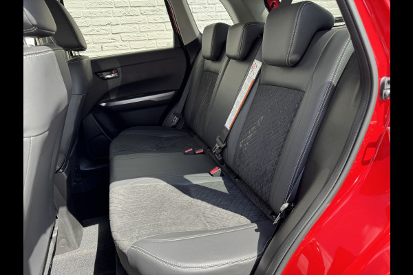 Suzuki Vitara 1.5 Hybrid Automaat Adapt Cruise Camera+PDC Carplay Stoelverwarming