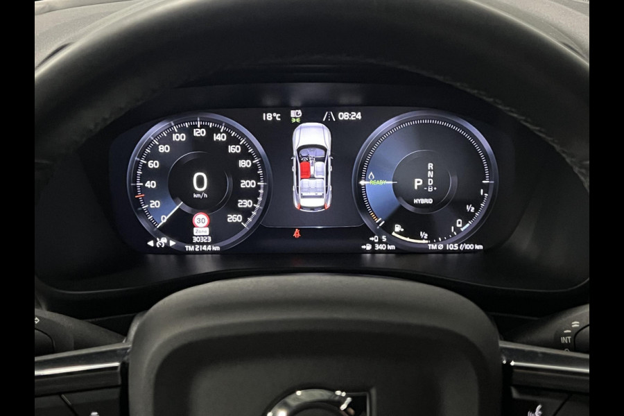 Volvo XC40 1.5 T4 Plug-in hybrid Plus Dark Adapt. cruise | Stuur-/stoelverwarming | Achteruitrij camera | Harman/Kardon | Memory | Carplay