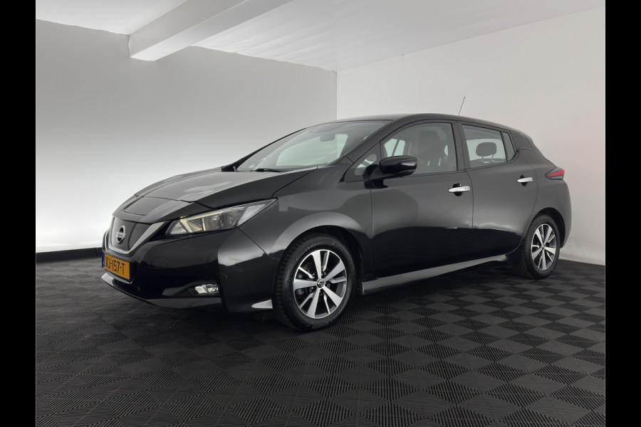 Nissan Leaf N-Connecta 40 kWh (INCL-BTW) Aut. *HEATPUMP | NAVI-FULLMAP | TOPVIEW | KEYLESS | BLINDSPOT |  DIGI-COCKPIT | HEATED-COMFORTSEATS | DAB | PRIVACYGLASS | ECC | ADAPTIVE-CRUISE | PDC | CARPLAY | 16"ALU*