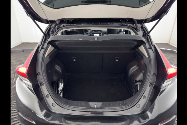 Nissan Leaf N-Connecta 40 kWh (INCL-BTW) Aut. *HEATPUMP | NAVI-FULLMAP | TOPVIEW | KEYLESS | BLINDSPOT |  DIGI-COCKPIT | HEATED-COMFORTSEATS | DAB | PRIVACYGLASS | ECC | ADAPTIVE-CRUISE | PDC | CARPLAY | 16"ALU*