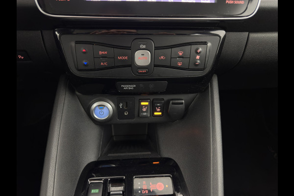 Nissan Leaf N-Connecta 40 kWh (INCL-BTW) Aut. *HEATPUMP | NAVI-FULLMAP | TOPVIEW | KEYLESS | BLINDSPOT |  DIGI-COCKPIT | HEATED-COMFORTSEATS | DAB | PRIVACYGLASS | ECC | ADAPTIVE-CRUISE | PDC | CARPLAY | 16"ALU*