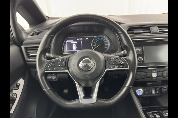 Nissan Leaf N-Connecta 40 kWh (INCL-BTW) Aut. *HEATPUMP | NAVI-FULLMAP | TOPVIEW | KEYLESS | BLINDSPOT |  DIGI-COCKPIT | HEATED-COMFORTSEATS | DAB | PRIVACYGLASS | ECC | ADAPTIVE-CRUISE | PDC | CARPLAY | 16"ALU*
