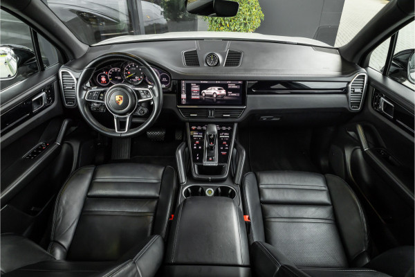 Porsche Cayenne 3.0 E-Hybrid - Sport Chrono + | Panorama | PDLS+ | Bose | Luchtvering