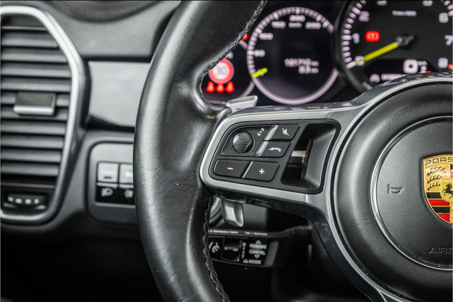 Porsche Cayenne 3.0 E-Hybrid - Sport Chrono + | Panorama | PDLS+ | Bose | Luchtvering