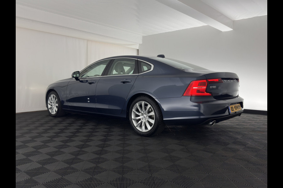 Volvo S90 2.0 D4 Momentum Aut. *PANO | LEATHER | FULL-LED | TOPVIEW | BLINDSPOT | HEATED-SPORTSEATS | DIGI-COCKPIT | NAVI-FULLMAP | ECC | HEAD-UP | ADAPTIVE-CRUISE | PDC | APP.CONNECT | 18''ALU*