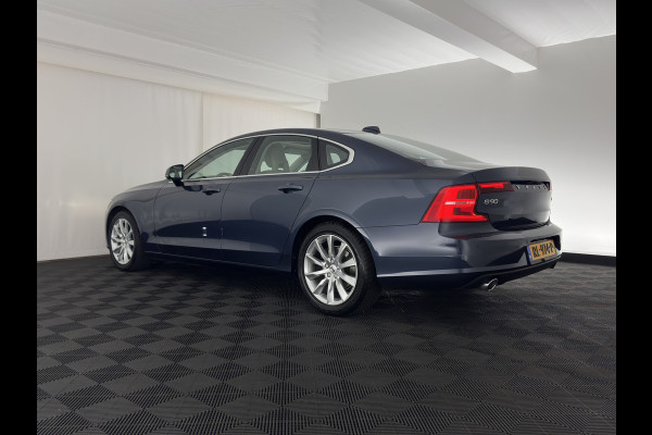 Volvo S90 2.0 D4 Momentum Aut. *PANO | LEATHER | FULL-LED | TOPVIEW | BLINDSPOT | HEATED-SPORTSEATS | DIGI-COCKPIT | NAVI-FULLMAP | ECC | HEAD-UP | ADAPTIVE-CRUISE | PDC | APP.CONNECT | 18''ALU*