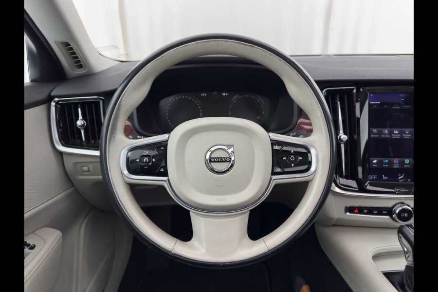 Volvo S90 2.0 D4 Momentum Aut. *PANO | LEATHER | FULL-LED | TOPVIEW | BLINDSPOT | HEATED-SPORTSEATS | DIGI-COCKPIT | NAVI-FULLMAP | ECC | HEAD-UP | ADAPTIVE-CRUISE | PDC | APP.CONNECT | 18''ALU*