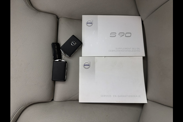 Volvo S90 2.0 D4 Momentum Aut. *PANO | LEATHER | FULL-LED | TOPVIEW | BLINDSPOT | HEATED-SPORTSEATS | DIGI-COCKPIT | NAVI-FULLMAP | ECC | HEAD-UP | ADAPTIVE-CRUISE | PDC | APP.CONNECT | 18''ALU*