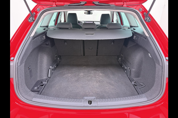 Seat Leon Sportstourer 1.5T 131pk Trekhaak Camera Adaptive-Cruise Navi Ecc Virtual Cockpit Apple Carplay/Android Auto Pdc Style Launch Edi Lmv Led DAB Keyless Isofix Front assist Regensensor Bluetooth Rijstrooksensor 1e Eigenaar Origineel Nederlandse Auto
