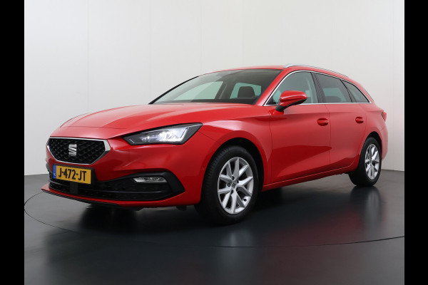 Seat Leon Sportstourer 1.5T 131pk Trekhaak Camera Adaptive-Cruise Navi Ecc Virtual Cockpit Apple Carplay/Android Auto Pdc Style Launch Edi Lmv Led DAB Keyless Isofix Front assist Regensensor Bluetooth Rijstrooksensor 1e Eigenaar Origineel Nederlandse Auto