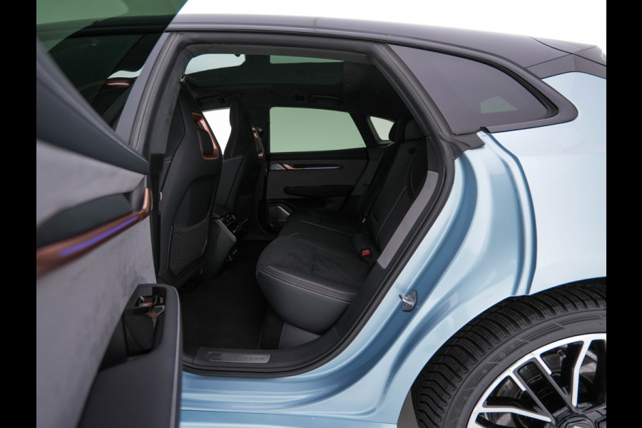 ZEEKR 001 AWD Privilege 100 kWh [ 3-Fase-22 kW] {SOH-94%} (INCL-BTW) Aut. *PANO | LEATHER-MICROFIBRE | FULL-LED | BLINDSPOT | ADAPTIVE-CRUISE | YAMAHA-SOUND | HEATED-COMFORTSEATS | AMBIENTLIGHT | AIRSUSPENSION | NAVI-FULLMAP | PRIVACY-GLASS |  ....