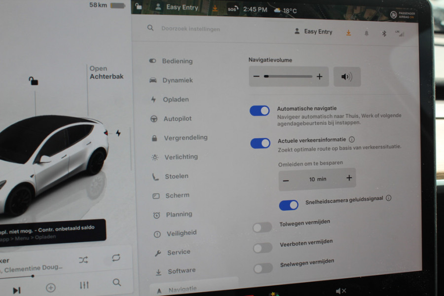 Tesla Model Y Long Range AWD 75 kWh / Autopilot / Panoramadak / Camera / 20'' / Keyless / Leder / Dodehoek / Navigatie / Stoelverwarming