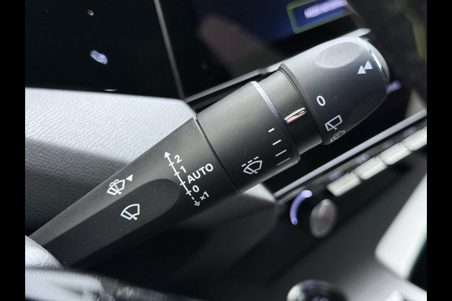 Peugeot 308 SW 1.6 Plug-in Hybrid 225 GT BOMVOL | MASSAGE STOELEN + STOELVERWARMING | MEM. SEATS | ADAP. CRUISE | APPLECARPLAY | ELEKT. STOELEN | ACHTERUITRIJCAMERA | RIJKLAAR | 12 MND BOVAG GARANTIE |