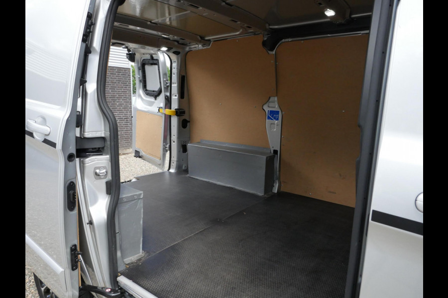 Ford Transit Custom 2.0 TDCI 185PK, L1H1, Sport, Airco, Automaat
