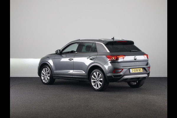 Volkswagen T-Roc 1.5 TSI R-Line Business | Achteruitrijcamera | Ergo Stoelen | Stoelverwarming | Elektrische achterklep |