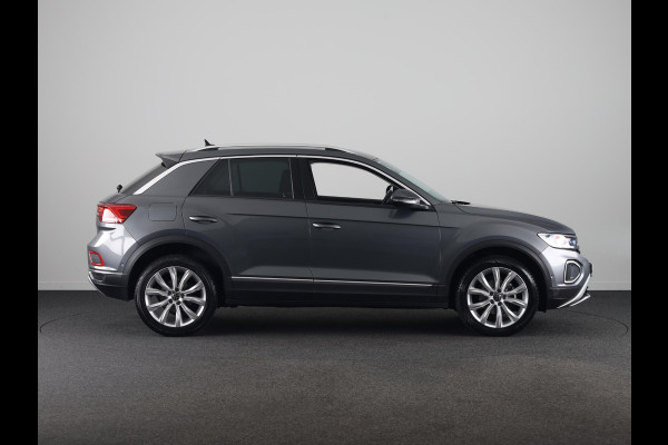 Volkswagen T-Roc 1.5 TSI R-Line Business | Achteruitrijcamera | Ergo Stoelen | Stoelverwarming | Elektrische achterklep |