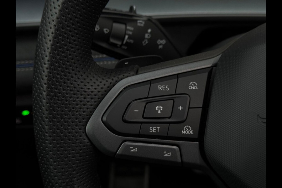 Volkswagen Tayron 1.5 eHybrid R-Line Edition | Pano | Leder | 360