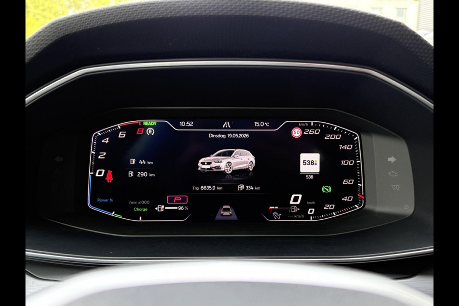 Seat Leon Sportstourer 1.4 TSI eHybrid PHEV FR 204pk | 88,4% SOH | Trekhaak | Stoel & Stuurverwarming | Adaptive Cruise | Side Assist |