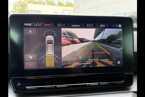Seat Leon Sportstourer 1.4 TSI eHybrid PHEV FR 204pk | 88,4% SOH | Trekhaak | Stoel & Stuurverwarming | Adaptive Cruise | Side Assist |