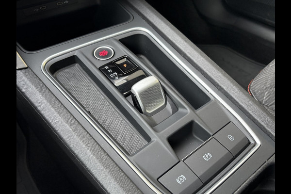 Seat Leon Sportstourer 1.4 TSI eHybrid PHEV FR 204pk | 88,4% SOH | Trekhaak | Stoel & Stuurverwarming | Adaptive Cruise | Side Assist |