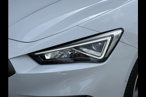 Seat Leon Sportstourer 1.4 TSI eHybrid PHEV FR 204pk | 88,4% SOH | Trekhaak | Stoel & Stuurverwarming | Adaptive Cruise | Side Assist |