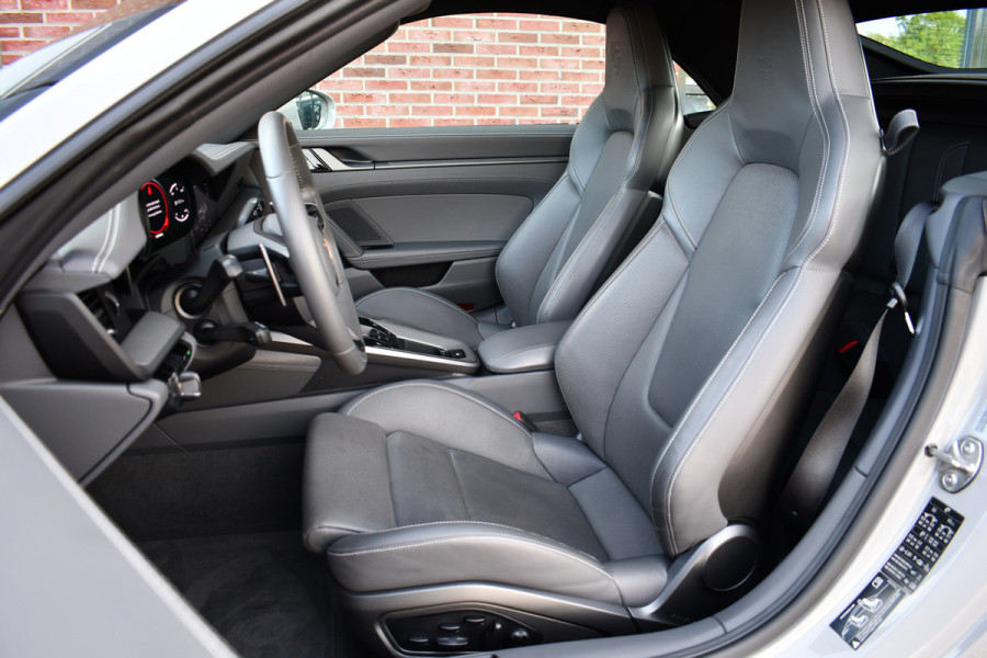 Porsche 911 Cabrio 3.0 Carrera 4S Chrono+Design ACC 360 4WS Sp-Uitlaat Bose PPF
