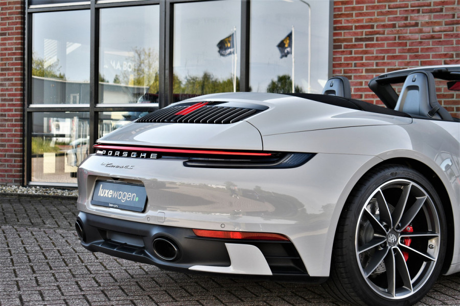 Porsche 911 Cabrio 3.0 Carrera 4S Chrono+Design ACC 360 4WS Sp-Uitlaat Bose PPF