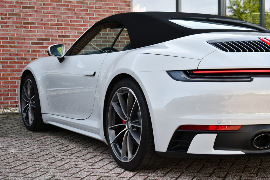 Porsche 911 Cabrio 3.0 Carrera 4S Chrono+Design ACC 360 4WS Sp-Uitlaat Bose PPF