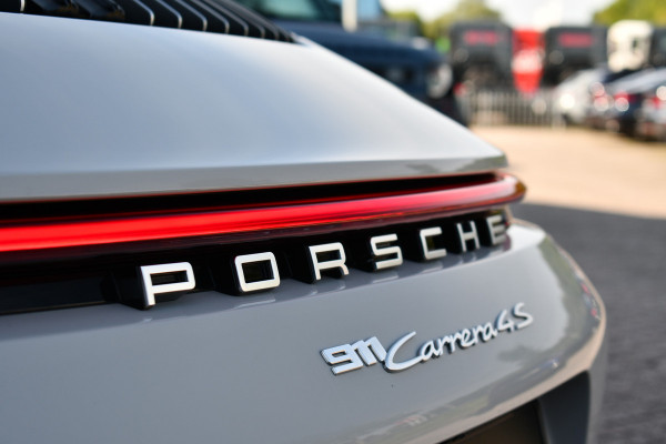 Porsche 911 Cabrio 3.0 Carrera 4S Chrono+Design ACC 360 4WS Sp-Uitlaat Bose PPF