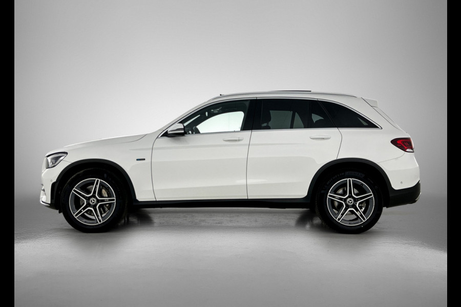 Mercedes-Benz GLC 300 e 4MATIC Business Solution AMG Inclusief 24 maanden Mercedes-Benz Certified garantie voor Europa.