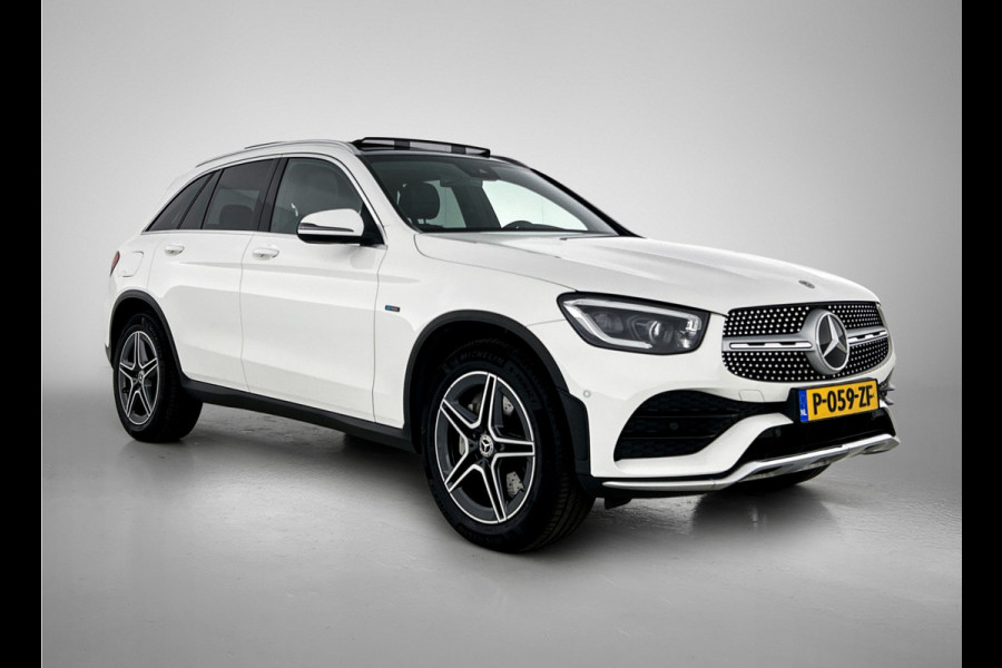 Mercedes-Benz GLC 300 e 4MATIC Business Solution AMG Inclusief 24 maanden Mercedes-Benz Certified garantie voor Europa.