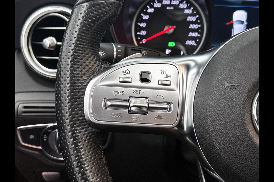 Mercedes-Benz GLC 300 e 4MATIC Business Solution AMG Inclusief 24 maanden Mercedes-Benz Certified garantie voor Europa.