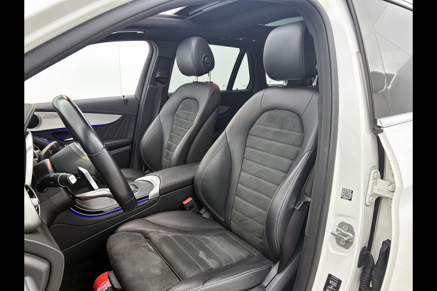 Mercedes-Benz GLC 300 e 4MATIC Business Solution AMG Inclusief 24 maanden Mercedes-Benz Certified garantie voor Europa.