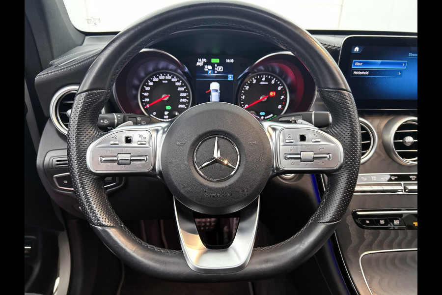 Mercedes-Benz GLC 300 e 4MATIC Business Solution AMG Inclusief 24 maanden Mercedes-Benz Certified garantie voor Europa.