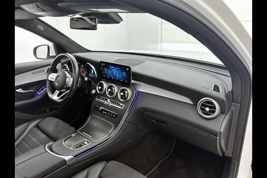 Mercedes-Benz GLC 300 e 4MATIC Business Solution AMG Inclusief 24 maanden Mercedes-Benz Certified garantie voor Europa.